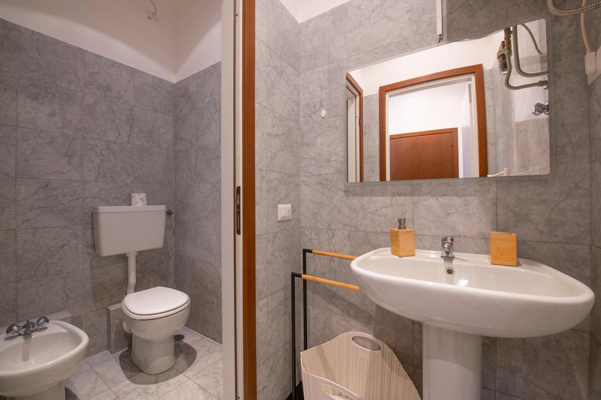 Arena Suite Mazzini เวโรนา ภายนอก รูปภาพ