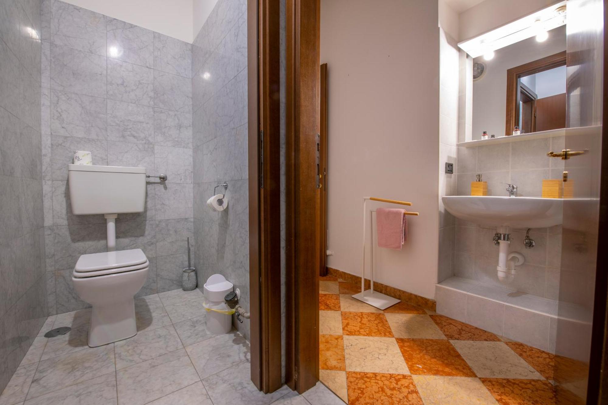 Arena Suite Mazzini เวโรนา ภายนอก รูปภาพ