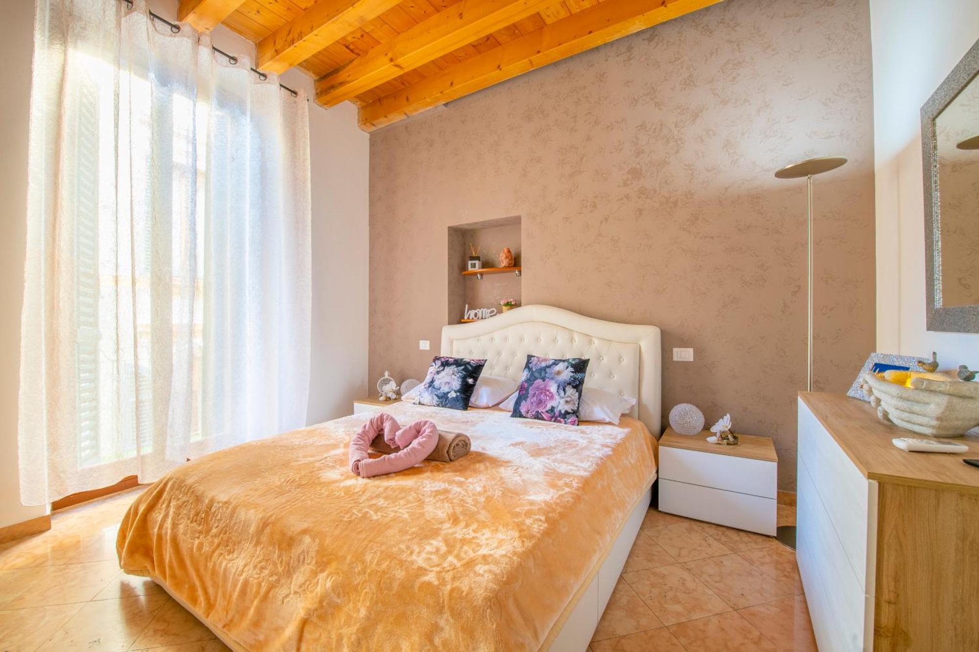 Arena Suite Mazzini เวโรนา ภายนอก รูปภาพ