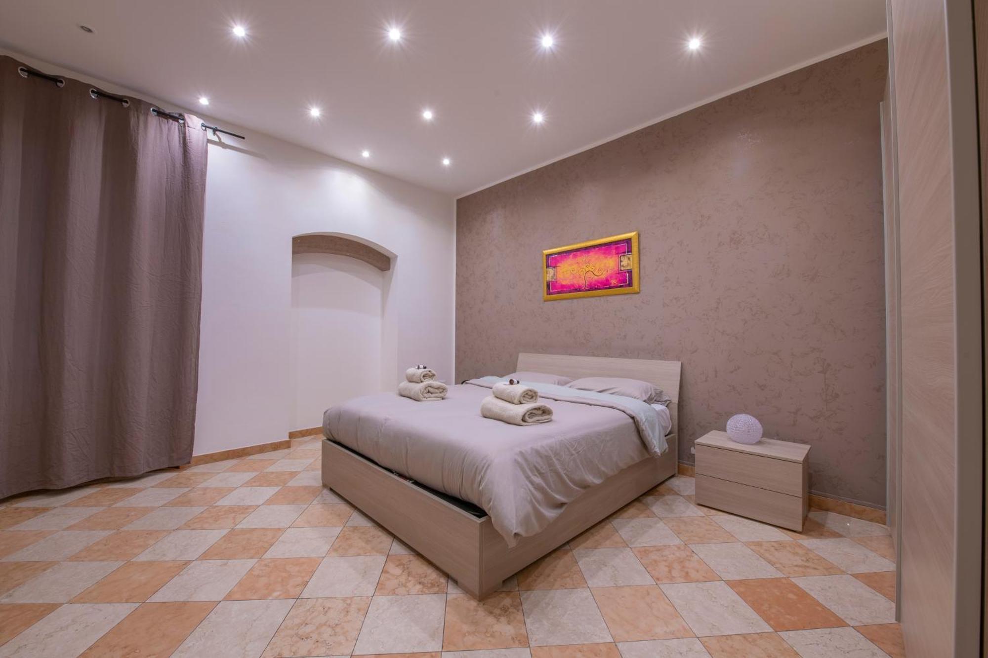 Arena Suite Mazzini เวโรนา ภายนอก รูปภาพ